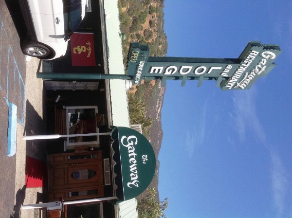 The Gateway Restaurant & Lodge image 26